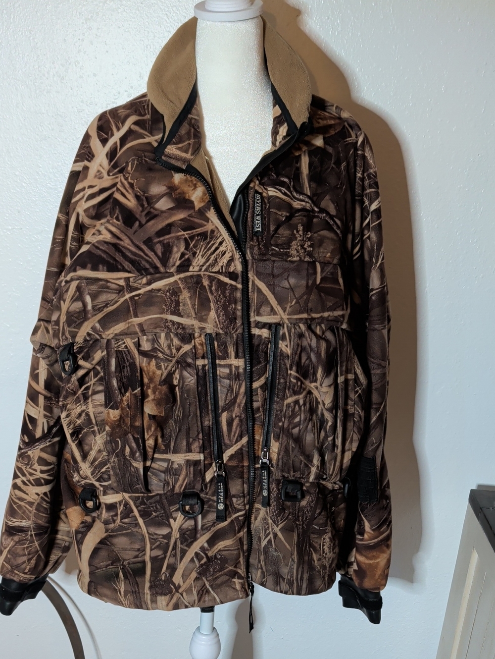 Rivers West,Realtree Brown and Tan Camo Jacket